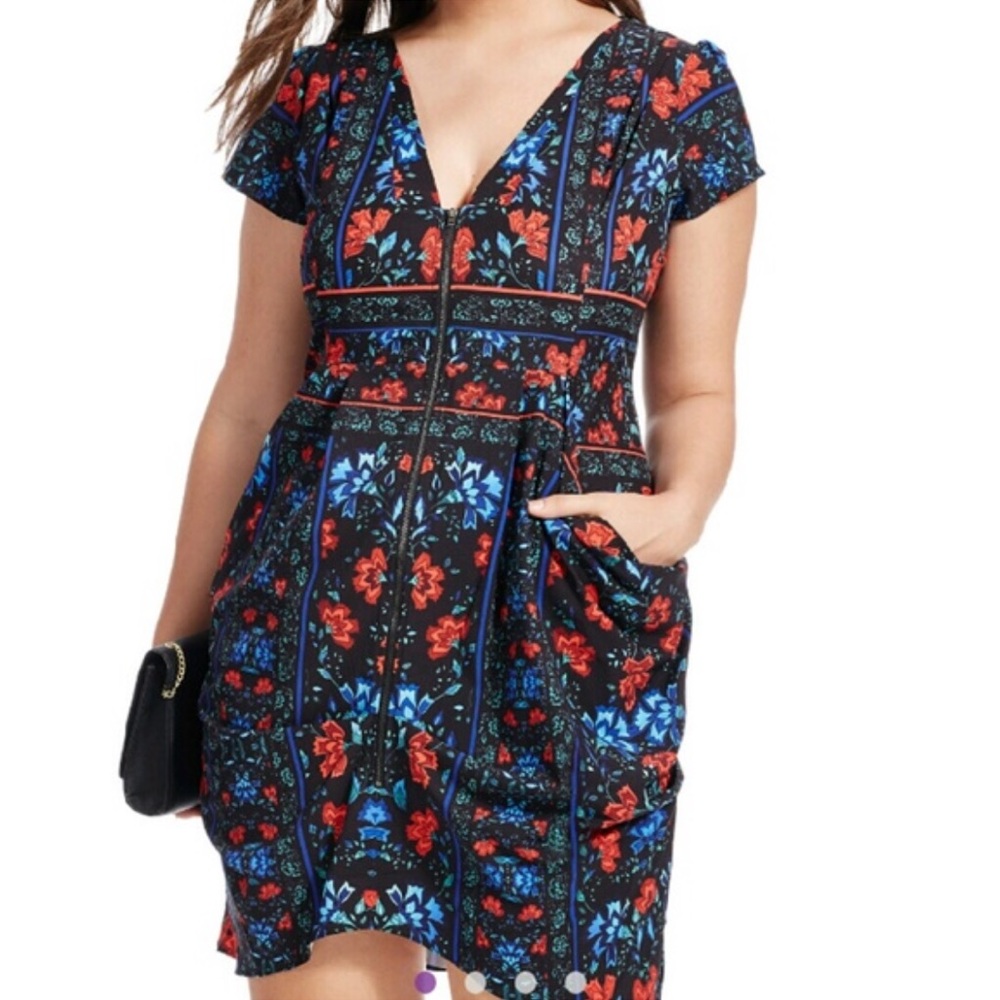 (25) City Chic Folk Dance Print Zip Front Pleat Tunic Dress 16/Small